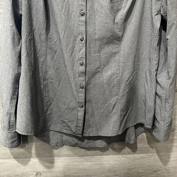 Duluth Trading Shirt Mens Medium Gray Hiking Vented Long Sleeve Button Up - Picture 3 of 7